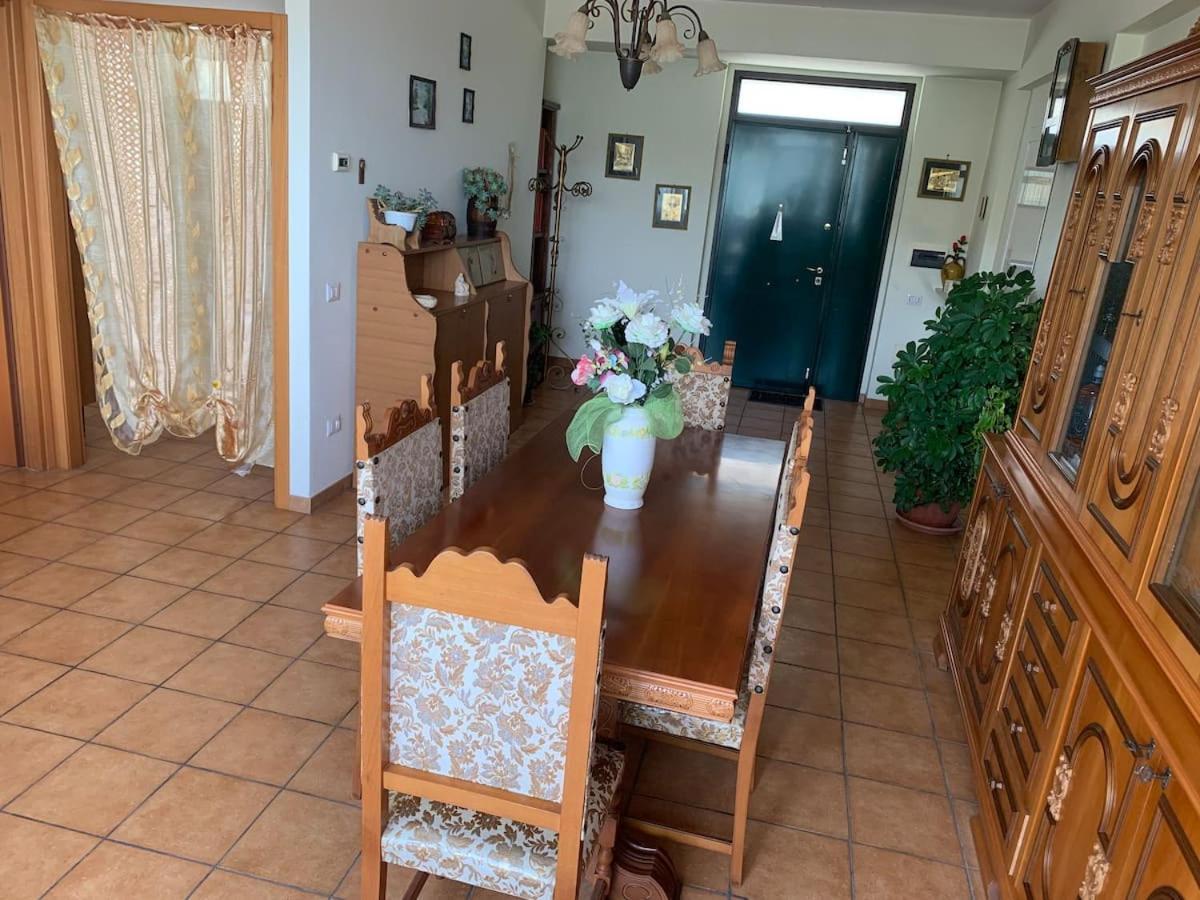 Casa Di Tommaso Apartment Sonnino Luaran gambar