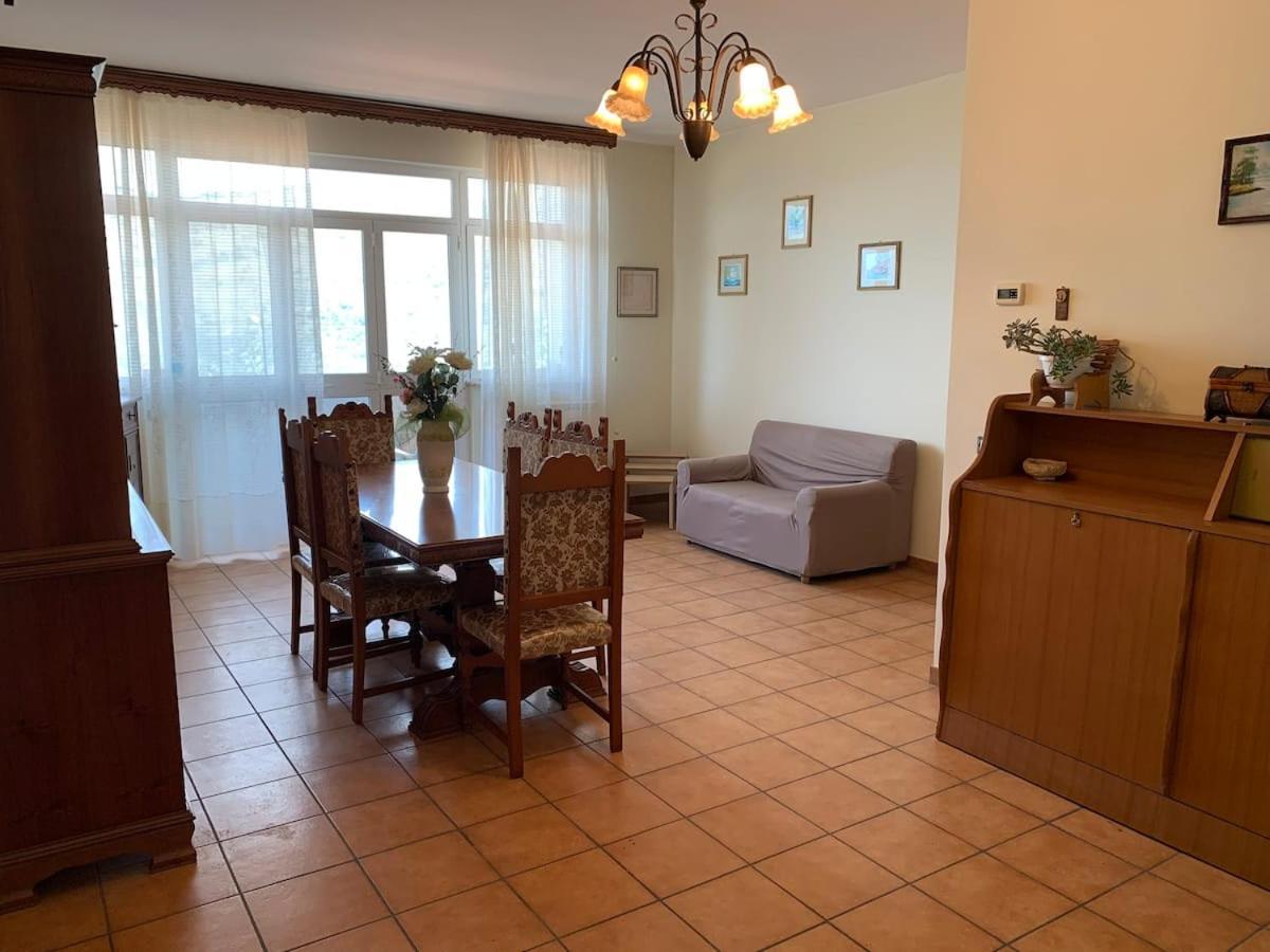 Casa Di Tommaso Apartment Sonnino Luaran gambar